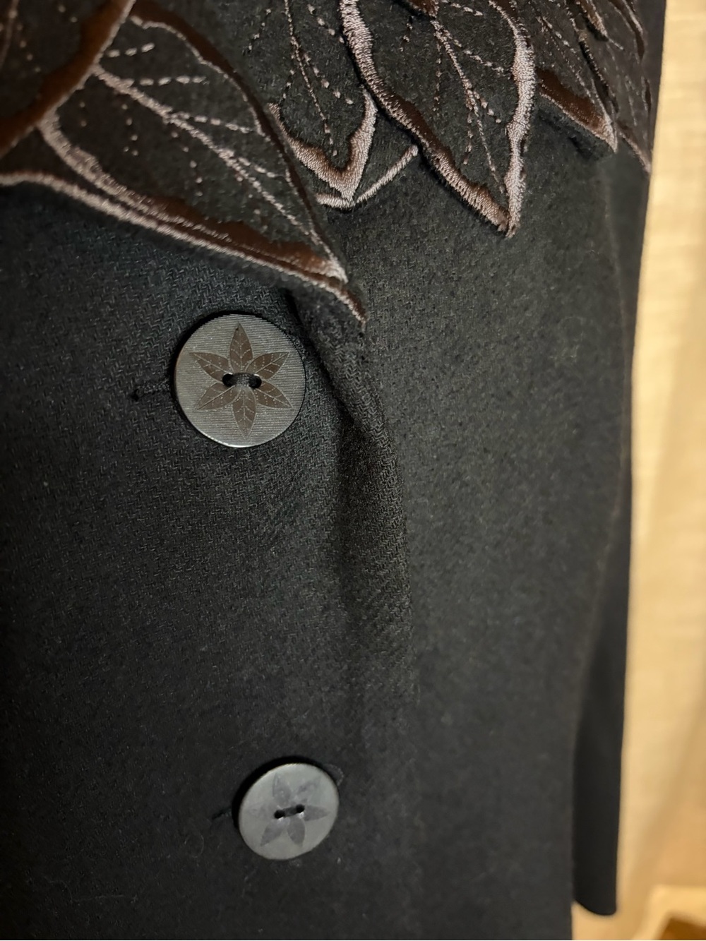 Women’s Black Jacket with Layered Leaf Collar - Picture 3 of 9